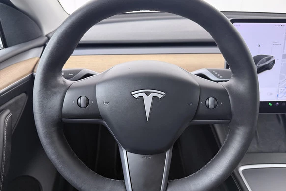 Tesla Model Y - Afbeelding 19 van 28