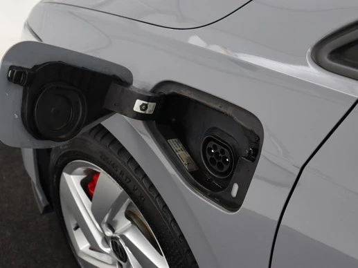 Volkswagen Golf - Afbeelding 16 van 30