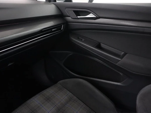 Volkswagen Golf - Afbeelding 25 van 30