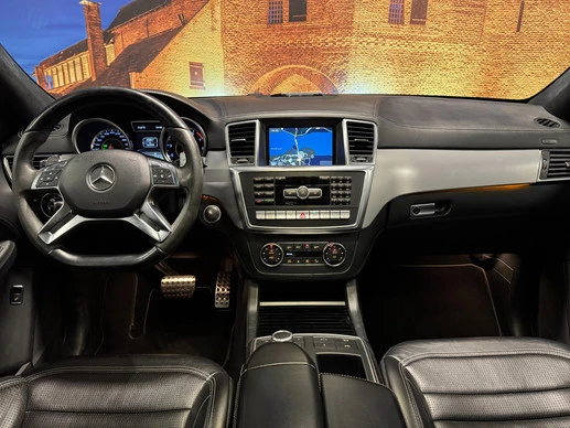 Mercedes-Benz M-Klasse - Afbeelding 3 van 30