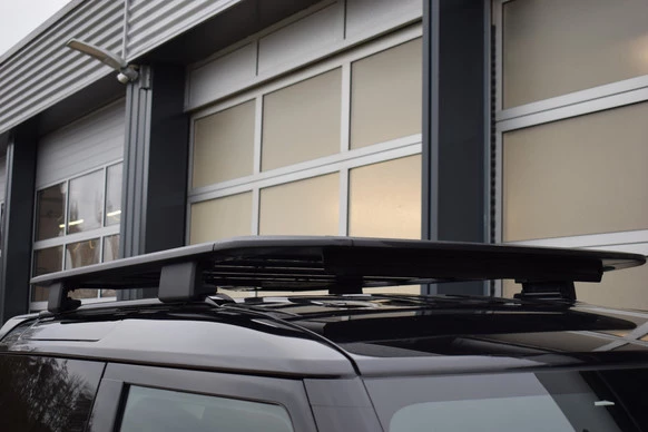 Land Rover Defender - Afbeelding 11 van 30
