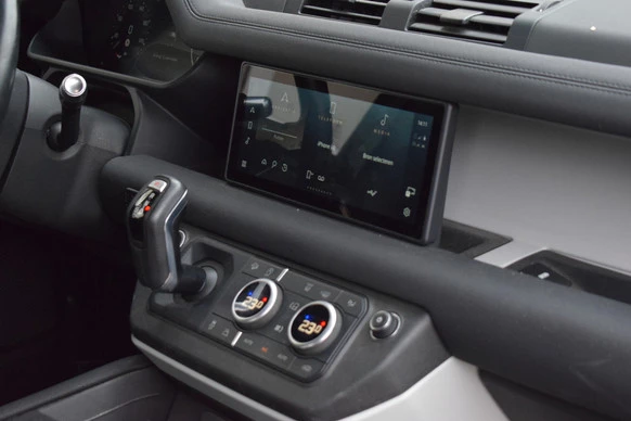 Land Rover Defender - Afbeelding 15 van 30