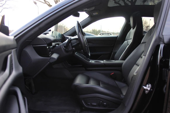 Porsche Taycan - Afbeelding 8 van 21