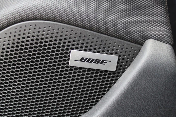 Porsche Taycan - Afbeelding 20 van 21