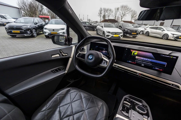 BMW iX - Afbeelding 22 van 30