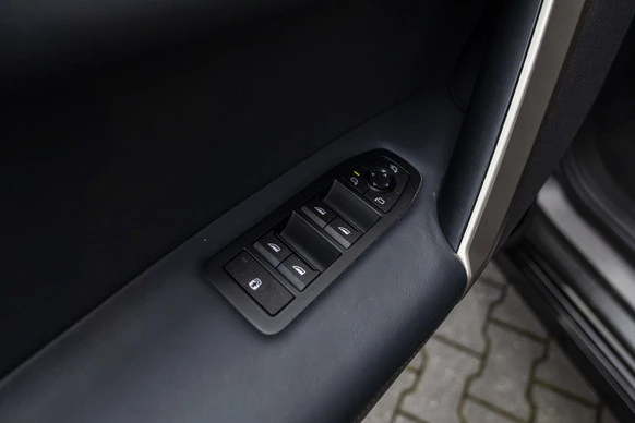 BMW iX - Afbeelding 23 van 30