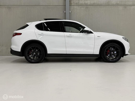 Alfa Romeo Stelvio - Afbeelding 10 van 30