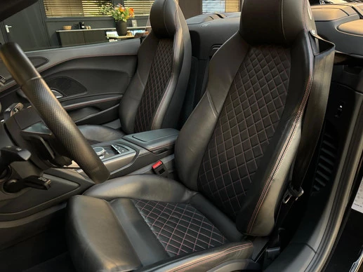 Audi R8 - Afbeelding 6 van 22