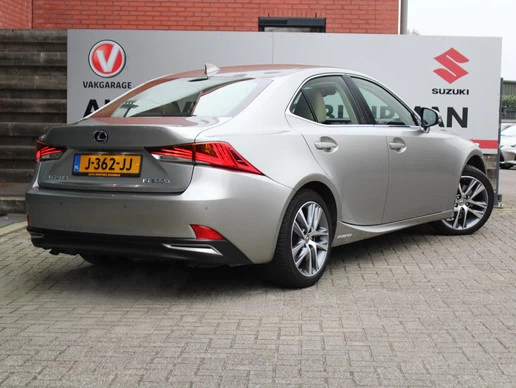 Lexus IS - Afbeelding 2 van 30
