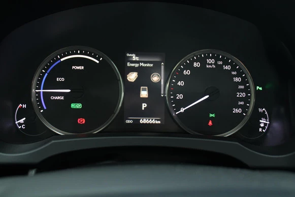 Lexus IS - Afbeelding 24 van 30