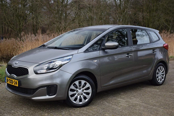 Kia Carens - Afbeelding 2 van 23
