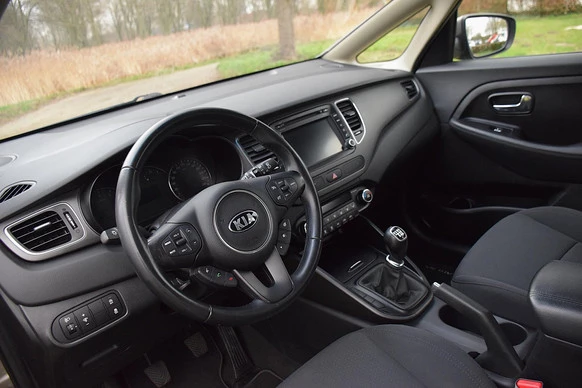 Kia Carens - Afbeelding 11 van 23