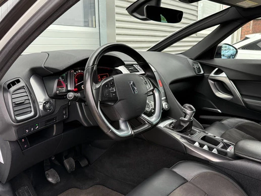 DS DS 5 - Afbeelding 8 van 26