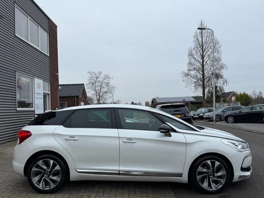 DS DS 5 - Afbeelding 22 van 26