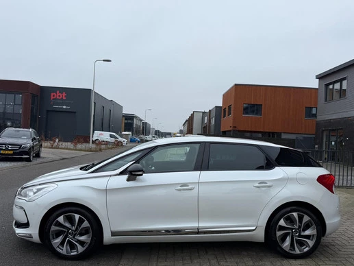 DS DS 5 - Afbeelding 23 van 26