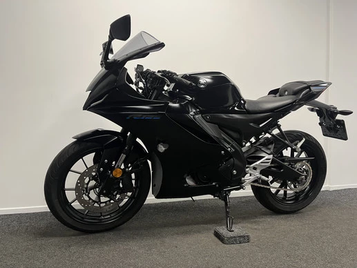 Yamaha YZF - Afbeelding 14 van 22