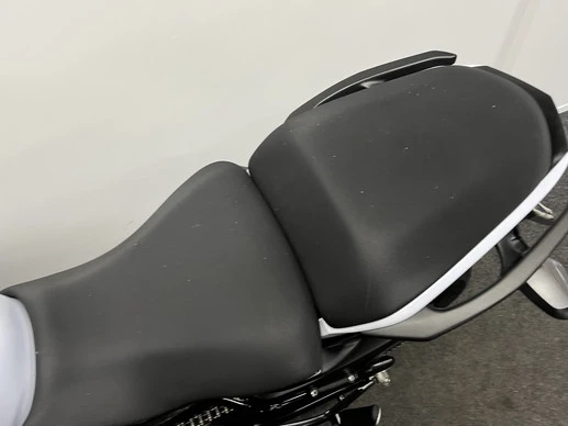 Kawasaki ER6-N - Afbeelding 20 van 22