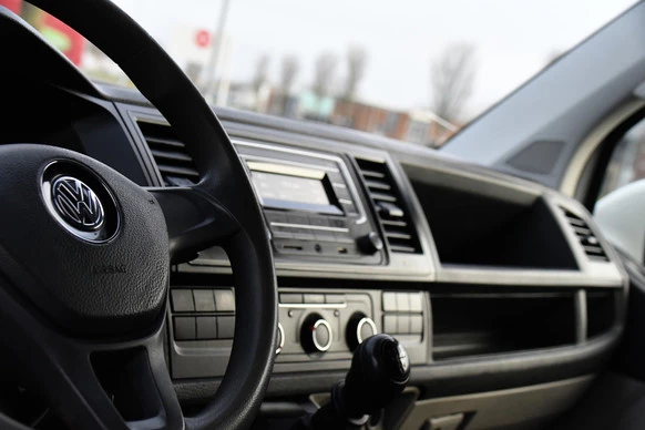Volkswagen Transporter - Afbeelding 16 van 30