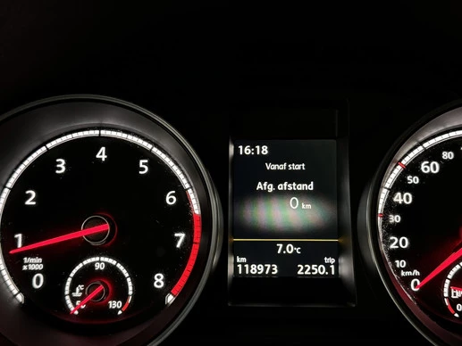 Volkswagen Scirocco - Afbeelding 27 van 30