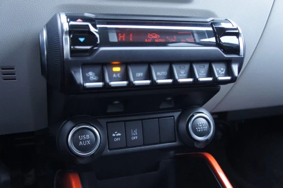 Suzuki Ignis - Afbeelding 13 van 30