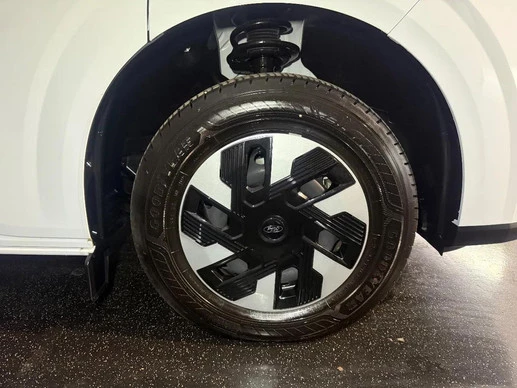 Ford E-Transit Custom - Afbeelding 23 van 24