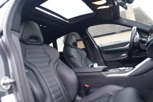 BMW i4 - Afbeelding 7 van 30