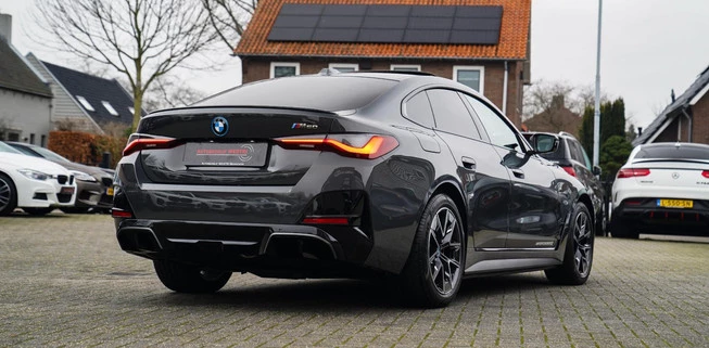 BMW i4 - Afbeelding 16 van 30
