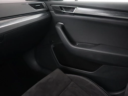 Škoda Superb - Afbeelding 28 van 30