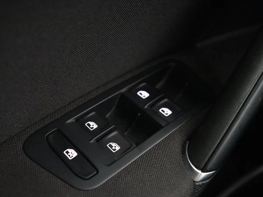 Volkswagen e-Golf - Afbeelding 10 van 30