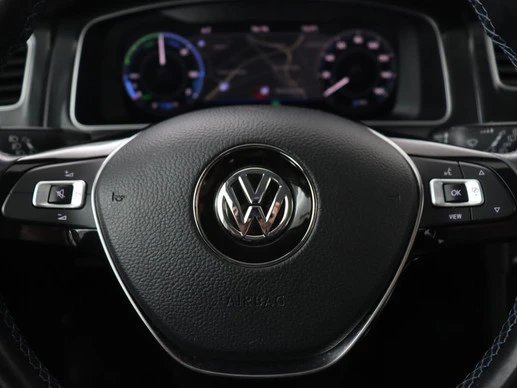 Volkswagen e-Golf - Afbeelding 11 van 30