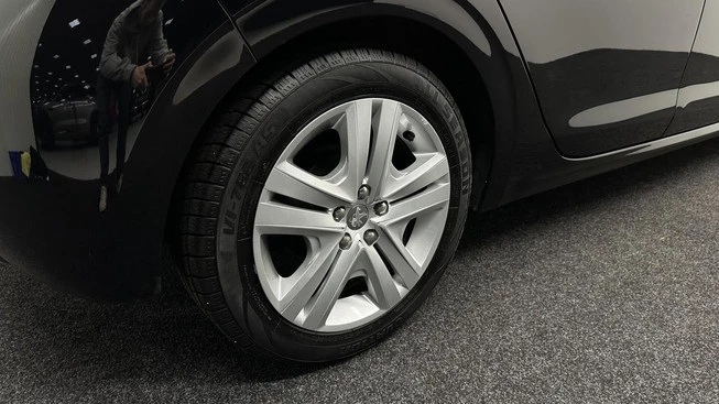 Peugeot 208 - Afbeelding 16 van 30