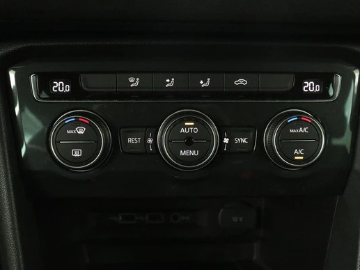 Volkswagen Tiguan - Afbeelding 22 van 30