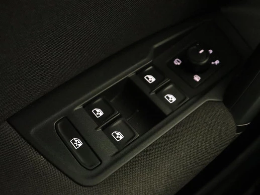 Volkswagen Tiguan - Afbeelding 29 van 30