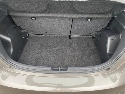 Toyota Yaris - Afbeelding 11 van 30