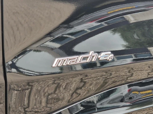 Ford Mustang Mach-E - Afbeelding 6 van 30