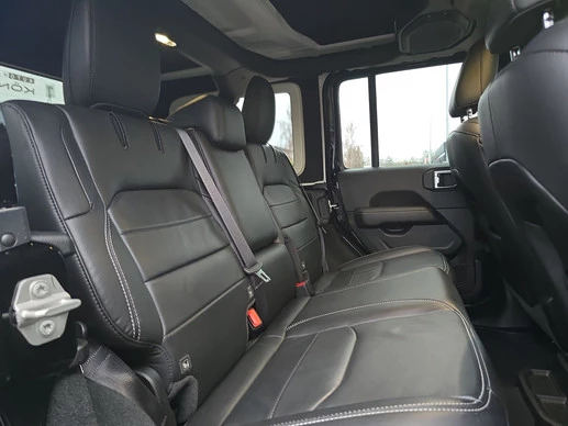 Jeep Wrangler - Afbeelding 25 van 29