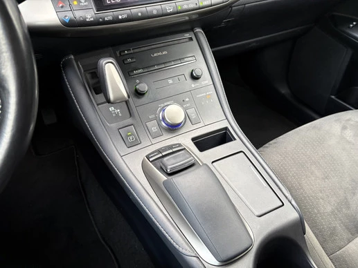 Lexus CT - Afbeelding 25 van 30