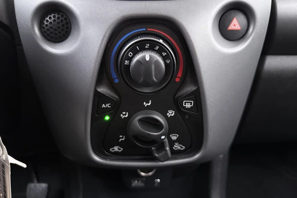 Toyota Aygo - Afbeelding 13 van 30