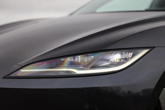 Tesla Model 3 - Afbeelding 6 van 30