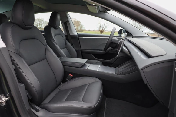 Tesla Model 3 - Afbeelding 10 van 30