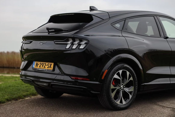 Ford Mustang Mach-E - Afbeelding 7 van 30