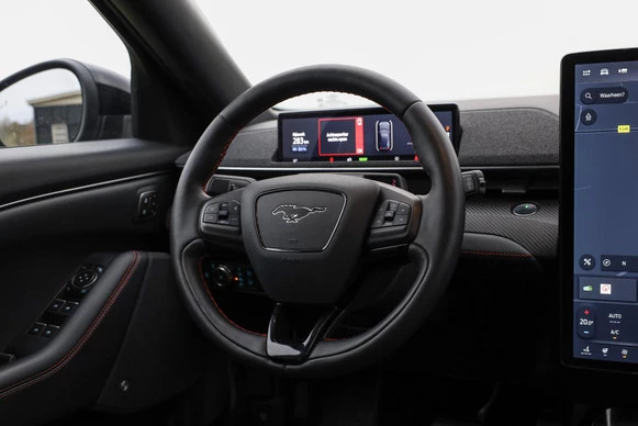 Ford Mustang Mach-E - Afbeelding 23 van 30