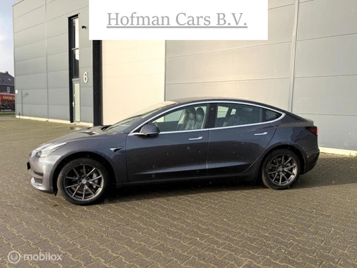 Tesla Model 3 - Afbeelding 2 van 19