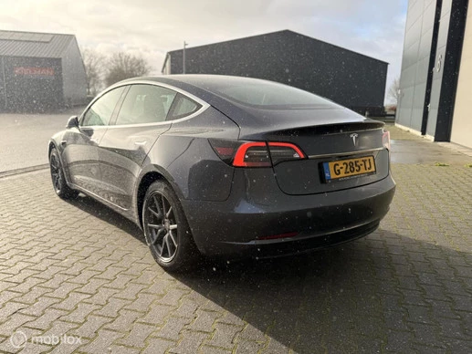 Tesla Model 3 - Afbeelding 5 van 19