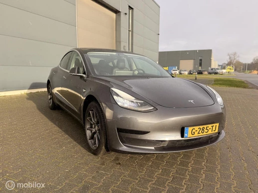 Tesla Model 3 - Afbeelding 7 van 19
