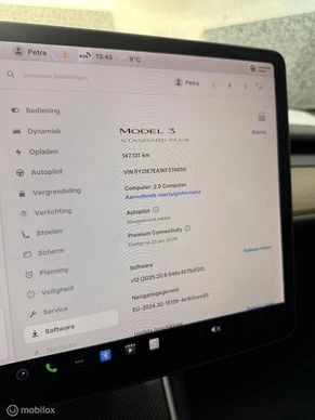 Tesla Model 3 - Afbeelding 15 van 19
