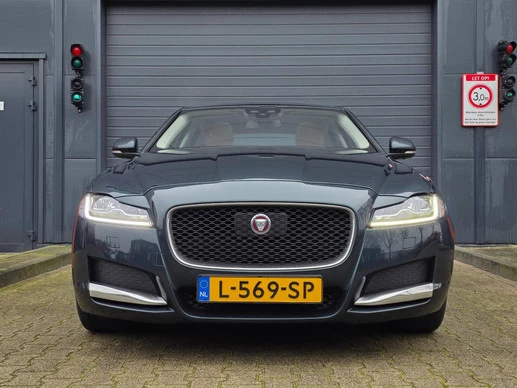 Jaguar XF - Afbeelding 3 van 30