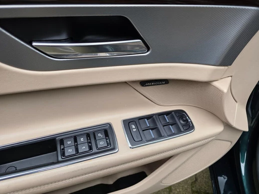 Jaguar XF - Afbeelding 18 van 30
