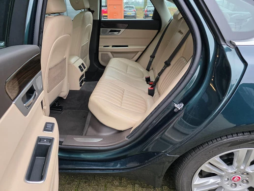 Jaguar XF - Afbeelding 30 van 30