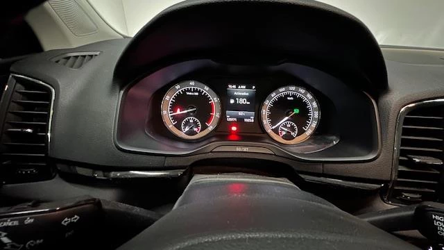 Škoda Karoq - Afbeelding 13 van 27